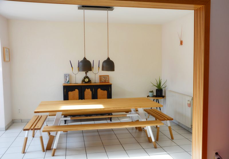 Table blanc et chêne